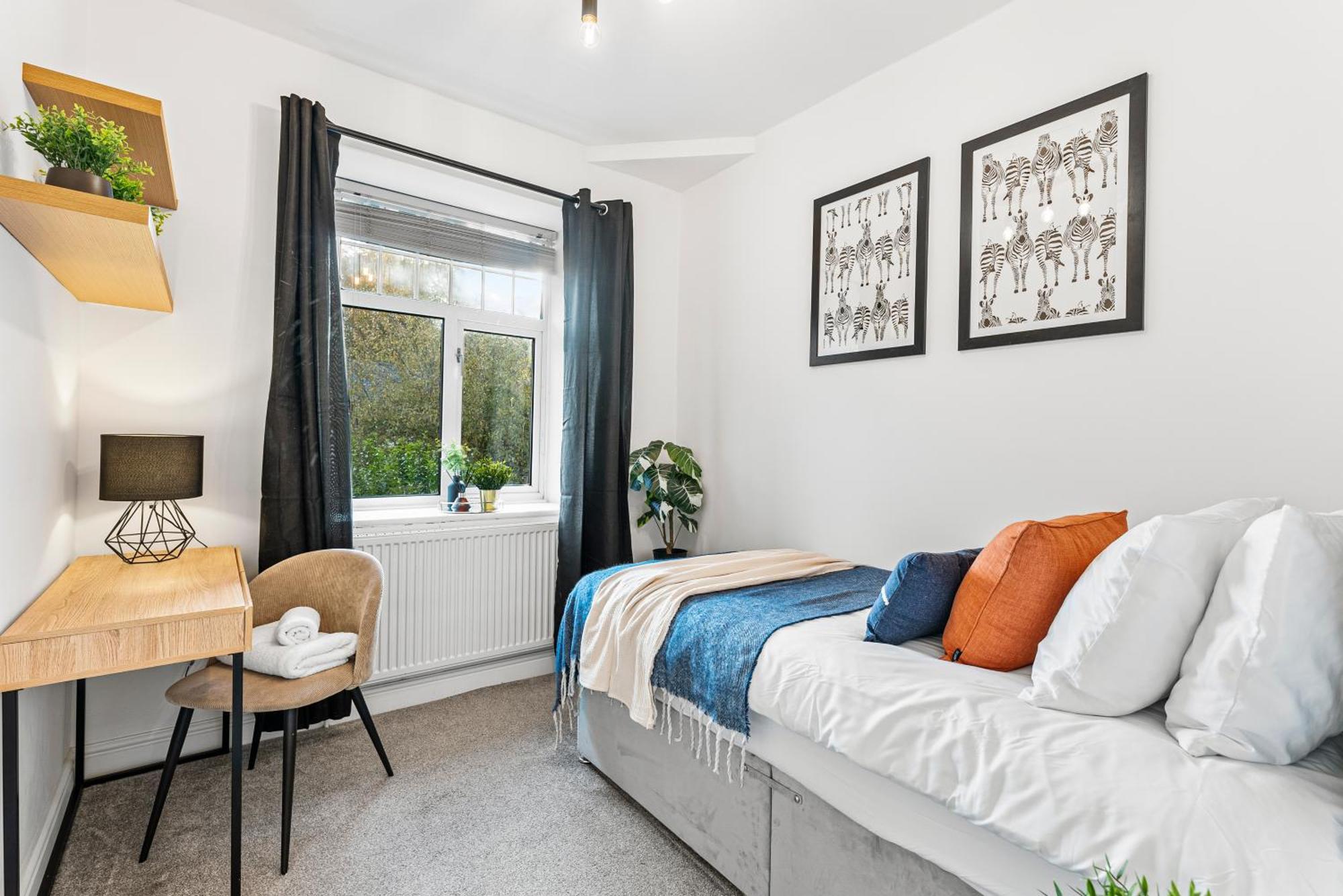 The Bakewell Retreat - Hot Tub - Pets - Sleeps 9 Holiday home *